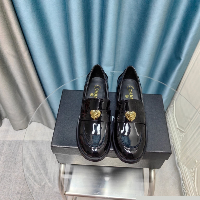 Ch*el high heels